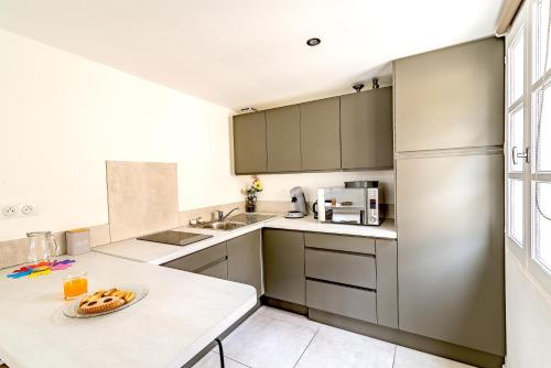 Chambre et appartements entre le Pont d Avignon et le Palais des Papes - AC clim parking 5