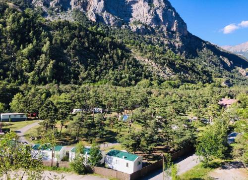 Camping River - Hotel - Le Martinet