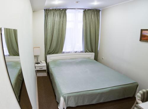 Forest Inn - image 10