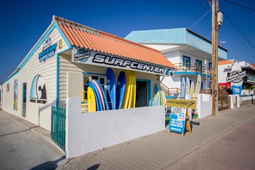 Peniche Surfcamp Hostel - image 2