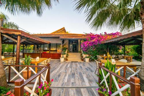 Nerissa Hotel