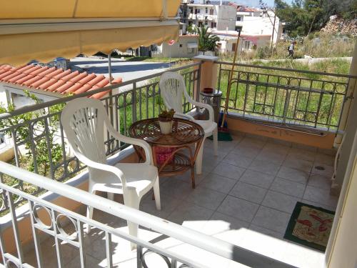  Sunny Apartment in Nafplio