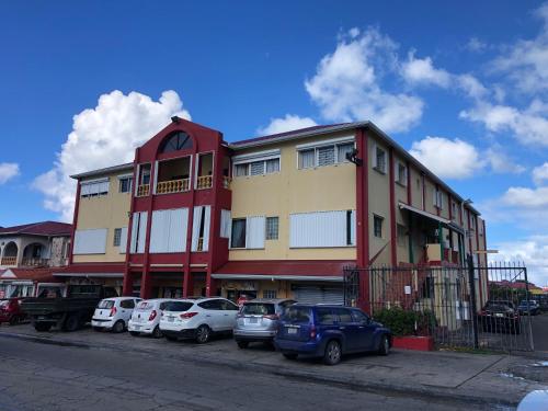 Išorė, Carl's Unique Inn & Conference Facilities in Cole Bay