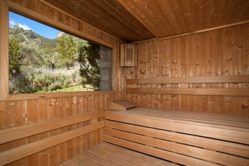 Finca Hotel Albellons - image 4