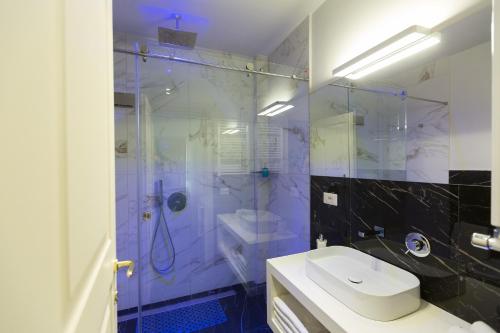 Tritone 125 Suite - image 6