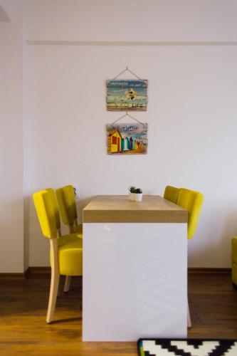 NEW Center Apartments - image 6