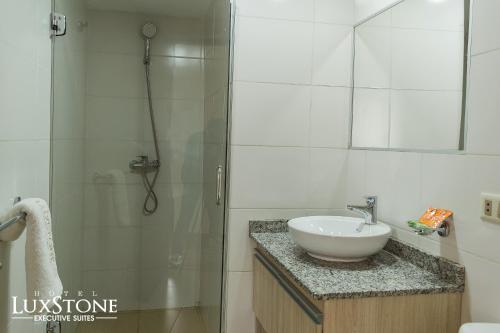 Luxstone Executive & Suites