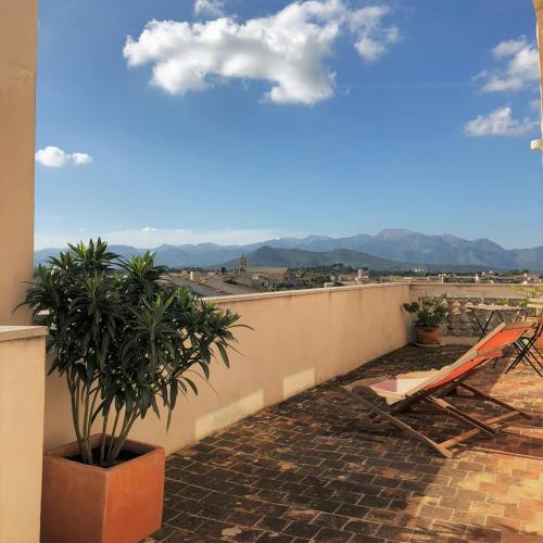 شرفة/ تراس, Vista de la Vila - Turismo de interior. in ليوبي