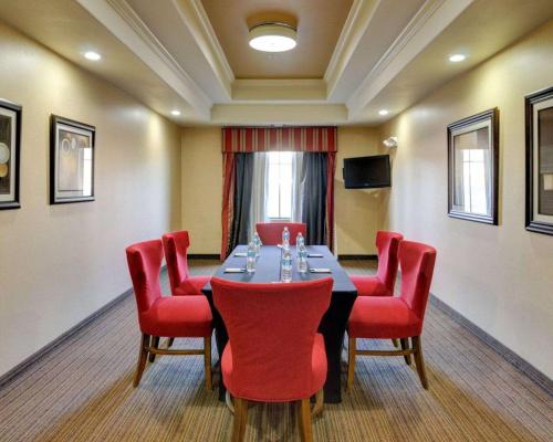 Meeting room / ballrooms, Comfort Inn & Suites Fort Smith I-540 in Fort Smith