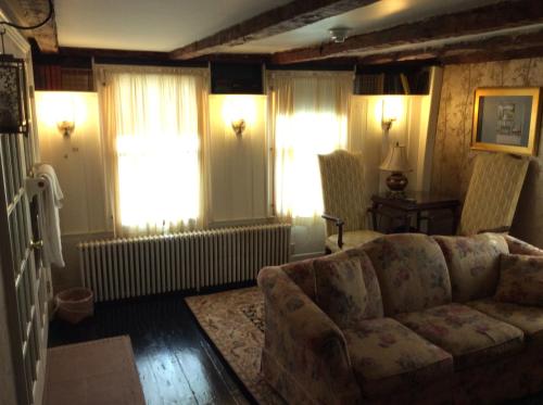 The Tolland Inn Tolland