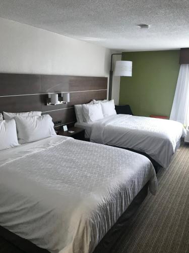 Holiday Inn Express Memphis Medical Center - Midtown by IHG in Memphis, USA