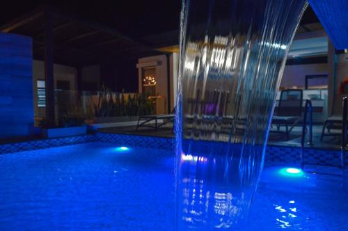 Exterior view of Hostel Laguna Sala By FSL