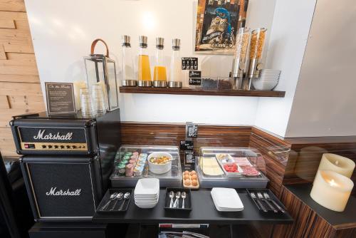 Hotel de Paris - image 6