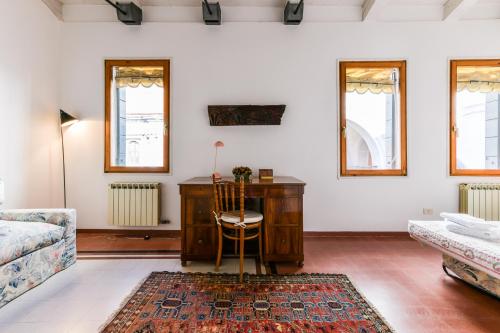 Secret Loft - image 12