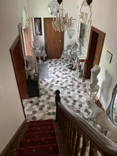 Abbey House - image 8