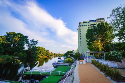 Perla Royal Hotel