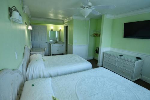 Two-Bedroom Apartment image 2