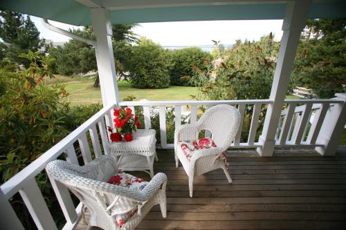 Deluxe Twin Room with Sea View