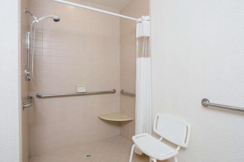 华美达圣乔治酒店 华美达圣乔治酒店