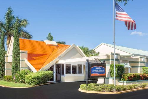 Howard Johnson by Wyndham Vero Beach / Downtown Vero Beach