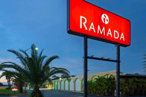 A szálláshely kívülről, Ramada by Wyndham Lake Placid in Lake Placid (Florida)