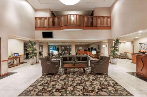 Wingate by Wyndham - Edmonton West, Edmonton (zdjęcie 8)