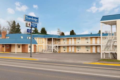 Travelodge by Wyndham Quesnel BC