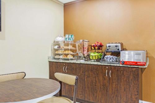 Mat och dryck, Microtel Inn & Suites by Wyndham Lexington near Jacobson Park