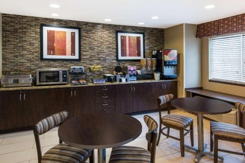 Microtel Inn and Suites North Canton in North Canton, USA