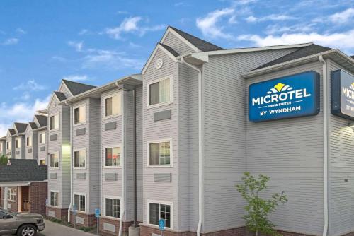 . Microtel Inn and Suites - Inver Grove Heights