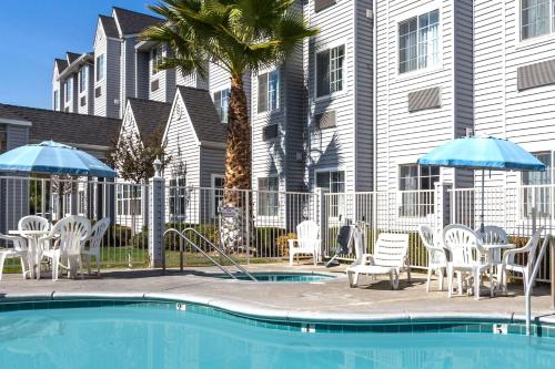 Microtel Inn & Suites Modesto