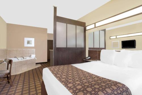Microtel Inn & Suites Mansfield PA - image 3