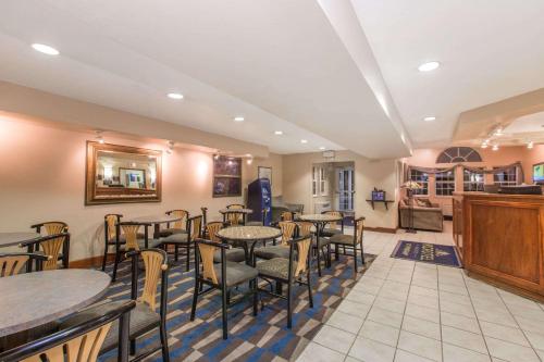 Baymont Inn & Suites by Wyndham Anchorage Airport