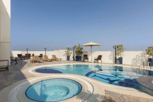 Howard Johnson Bur Dubai, Dubaj (fotografie 4)