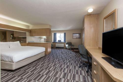 Baymont Inn & Suites by Wyndham Anchorage Airport