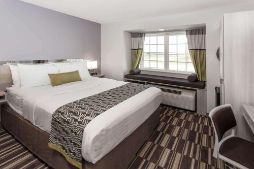 Microtel Inn & Suites by Wyndham West Fargo Near Medical Ctr