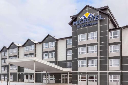 Microtel Inn&Suites by Wyndham Kirkland Lake - Hotel