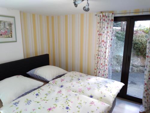 Ferienwohnung Waldblick 4.5km von Tuningen entfernt