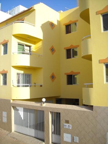 Unterkunft von außen, Basic Hotel in Mindelo