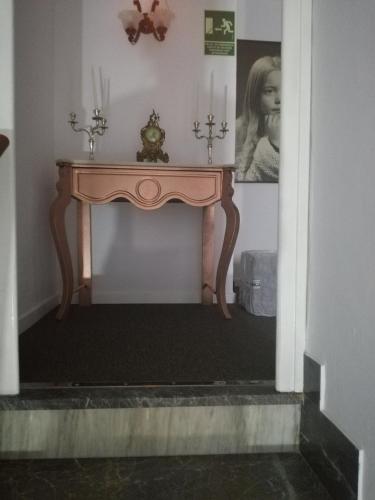 Hostal Mistral - image 10