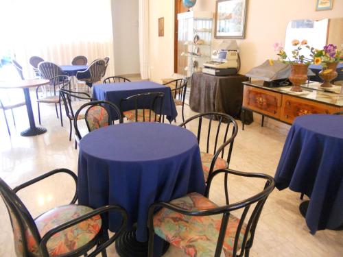 Hotel Blurelda - image 5