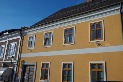 Moderne Ferienwohnung am Stadtplatz in Litschau