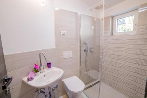 Luxury Villa FUTURE - image 11