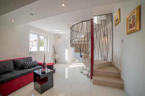 Luxury Villa FUTURE - image 12