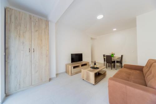 GREJM Lux Family Apartments - image 10