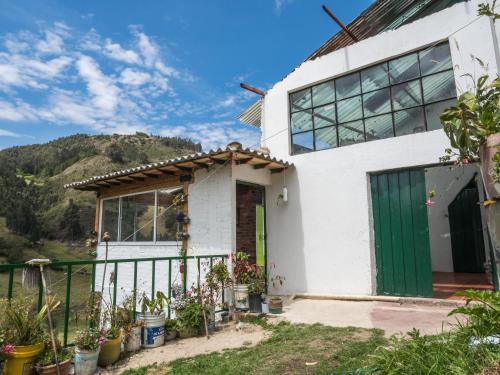 HOSPEDAJE BELLA VISTA MONGUI in Mongui