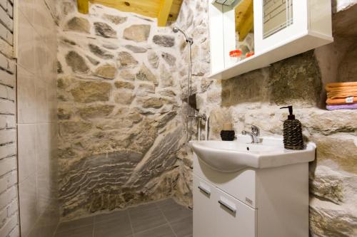 Ethno House Kosic - image 7