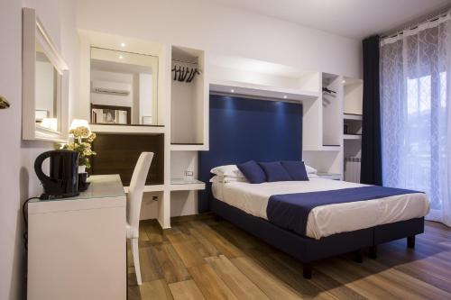 1 queen bed