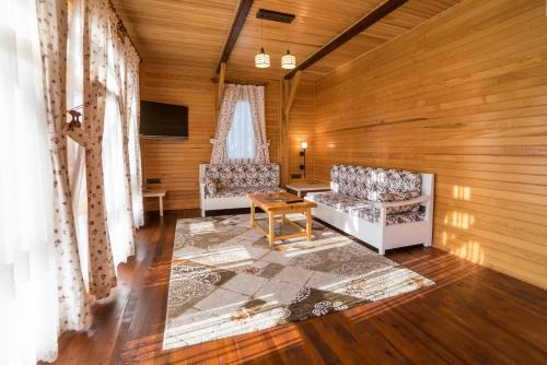 Nerissa Hotel