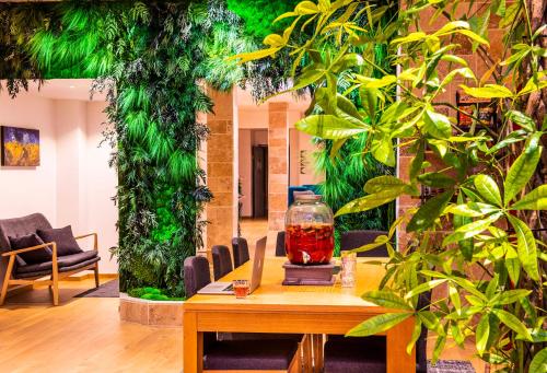Лоби, Le Green des Impressionnistes - Cergy-Pontoise in Енери